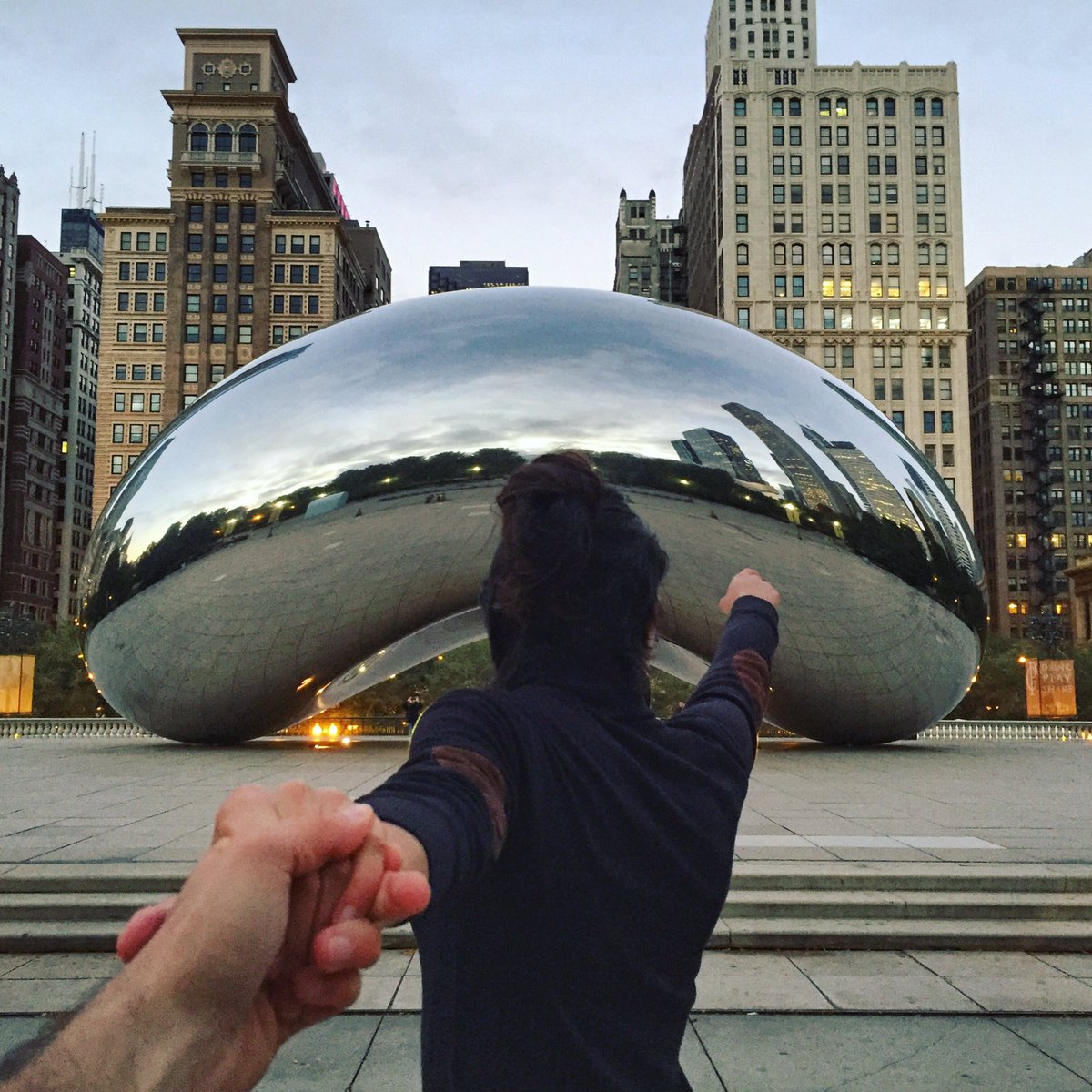 KikeKaram's tweet photo. #FollowMeTo #Chicago. #CloudGate #AnishKapoor #mirror #WindyCity #Instagram https://t.co/8IneujHKwf