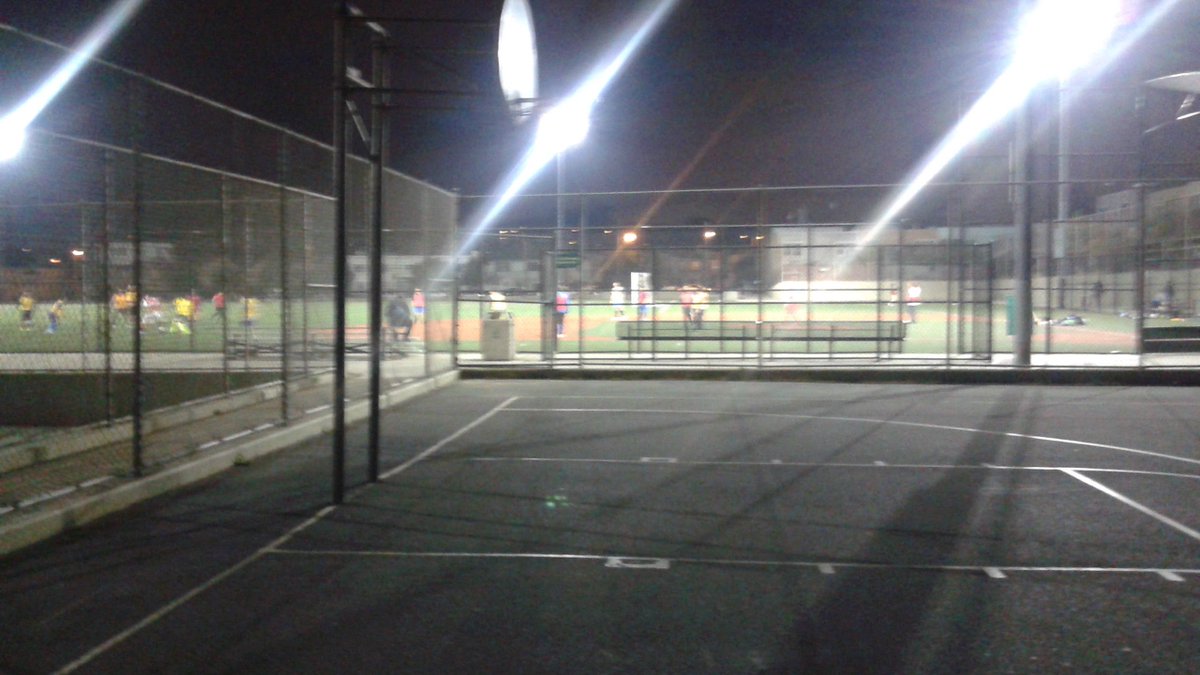 DelaMitchell's tweet photo. #DoNowPhoto Silver terrace is a park that has issues.The field is very bright but the basketball court isn't. @KQEDEdSpace @BurtonArtsMedia https://t.co/XK47mKZQtb