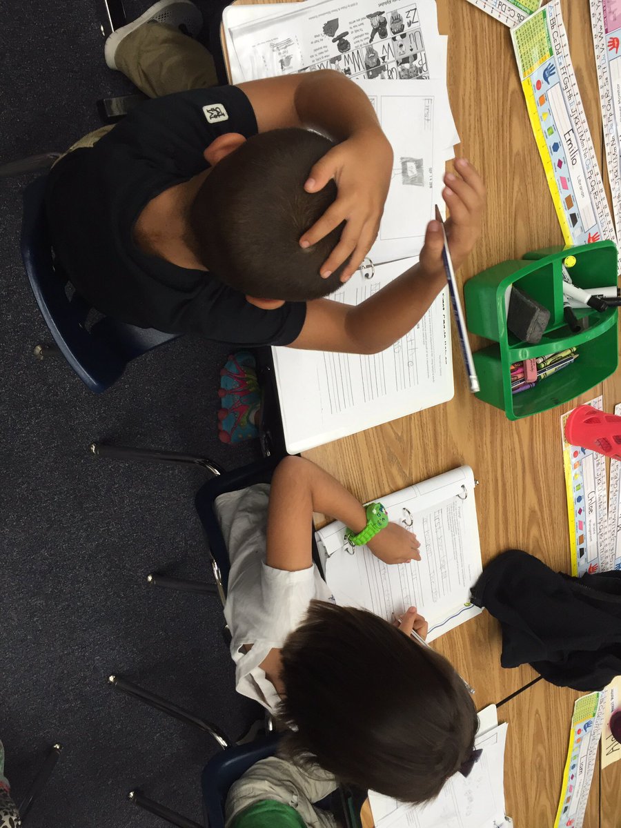 My k/1's are loving Writer's Workshop and so am I! #loefalcons #fuesd