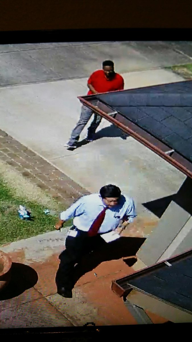 DaphneOkunaga's tweet image. Sketchy ppl tried 2 steal a bike in culdesac in M.Mauka. scoped out the houses &amp;amp; opened my gate &amp;amp; went in my backyard. 😲😠 #guardwhatsyours