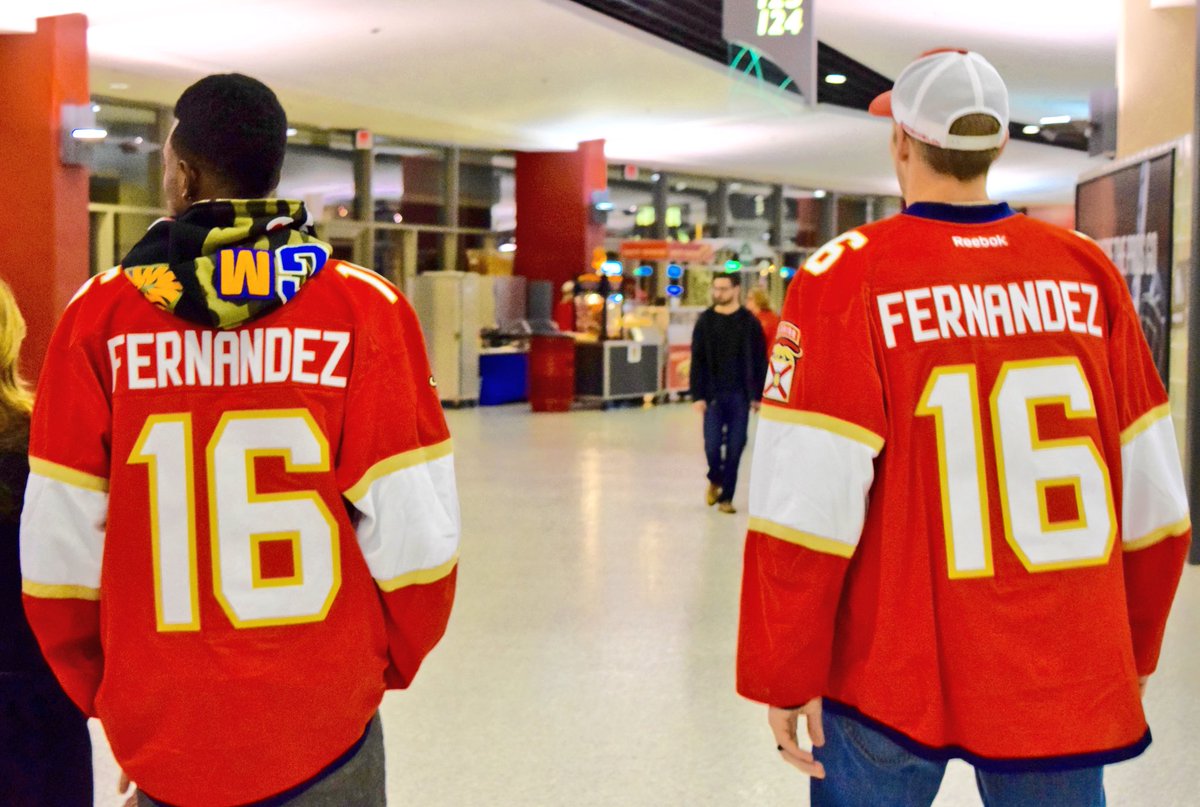 Marlins's tweet photo. Thank you, @FlaPanthers! ❤️

#JDF16 https://t.co/UA01ouO2BG