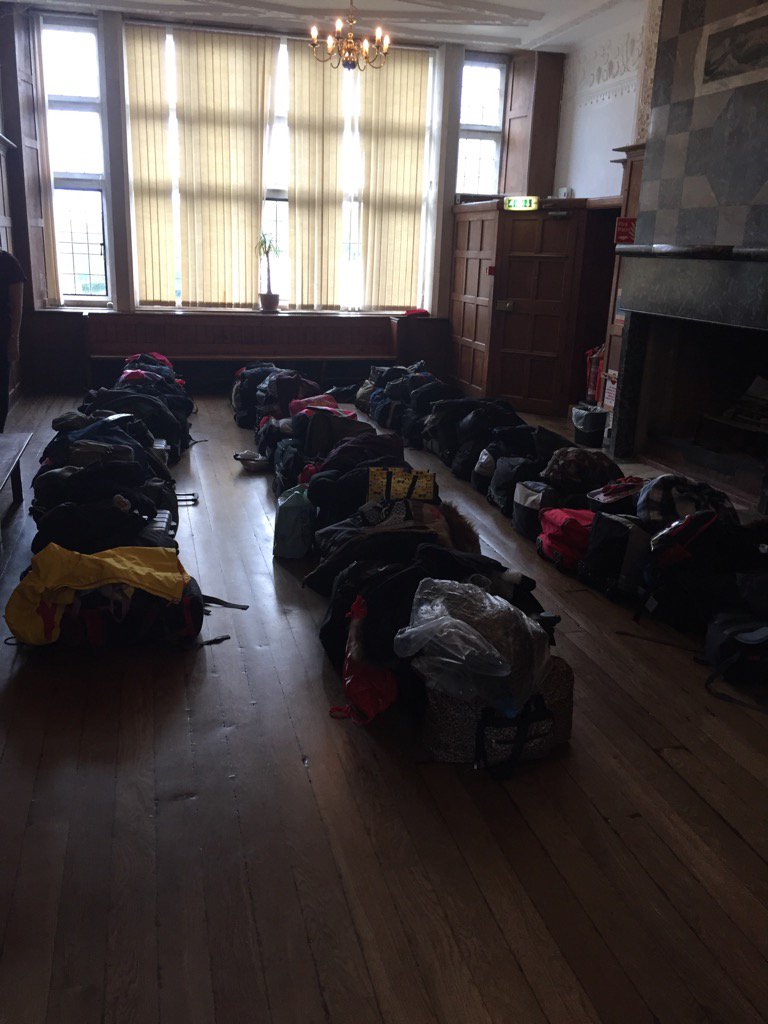 NewMiltonJunior's tweet photo. Bags are packed. We'll be home soon! #avontyrell https://t.co/NBYeto0oKU