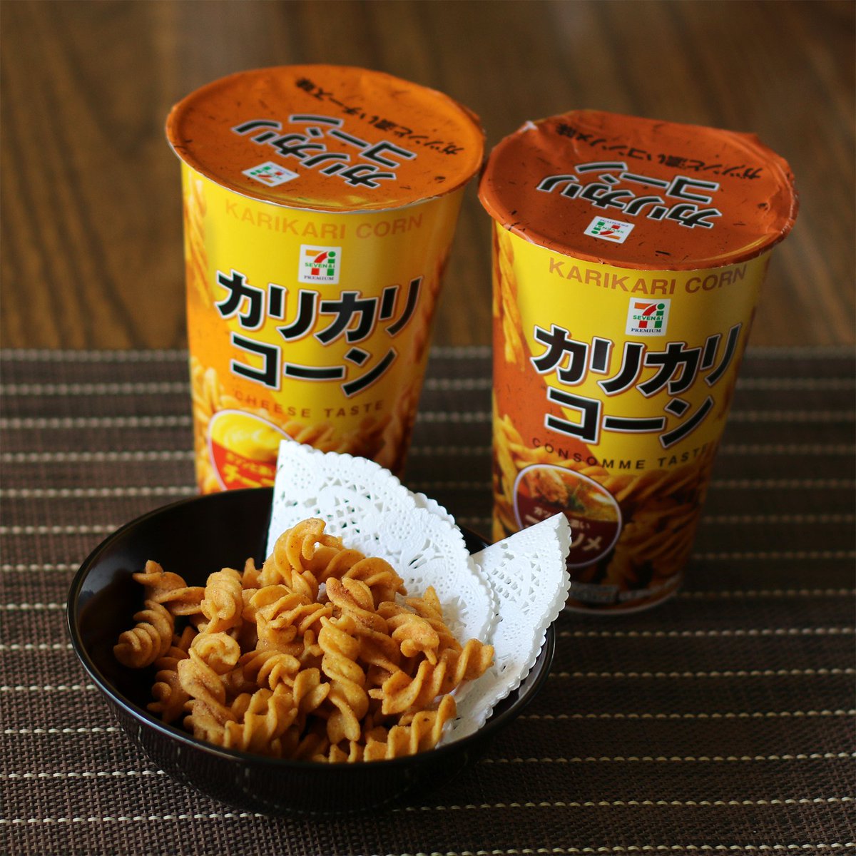 セブンプレミアム向上委員会 On Twitter 超濃厚 食べだしたらとまらない ビールが思わずすすんでしまうちょっぴり大人向けのスナックです カリカリコーン コンソメ味 65g 108 税込 カリカリコーン チーズ味 65g 108 税込 Https T Co Kwfhahmyos Https
