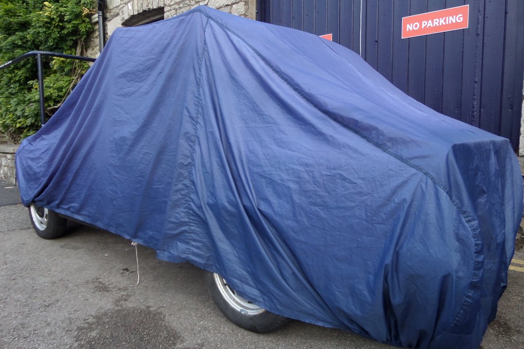 BACKendal's tweet photo. What could possibly be under here???? You'll have to come to @comicartfest this weekend to find out! https://t.co/21nsqihvc8