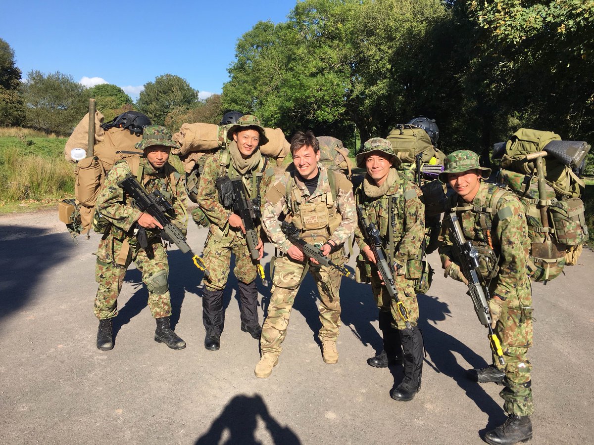 Uk In Japan En Twitter 陸上自衛隊富士学校のレンジャー部隊員が英ウェールズで 英国長距離監視パトロール隊 米国 海兵隊と 始めての合同訓練を行っています Jgsdf Pr Usmc