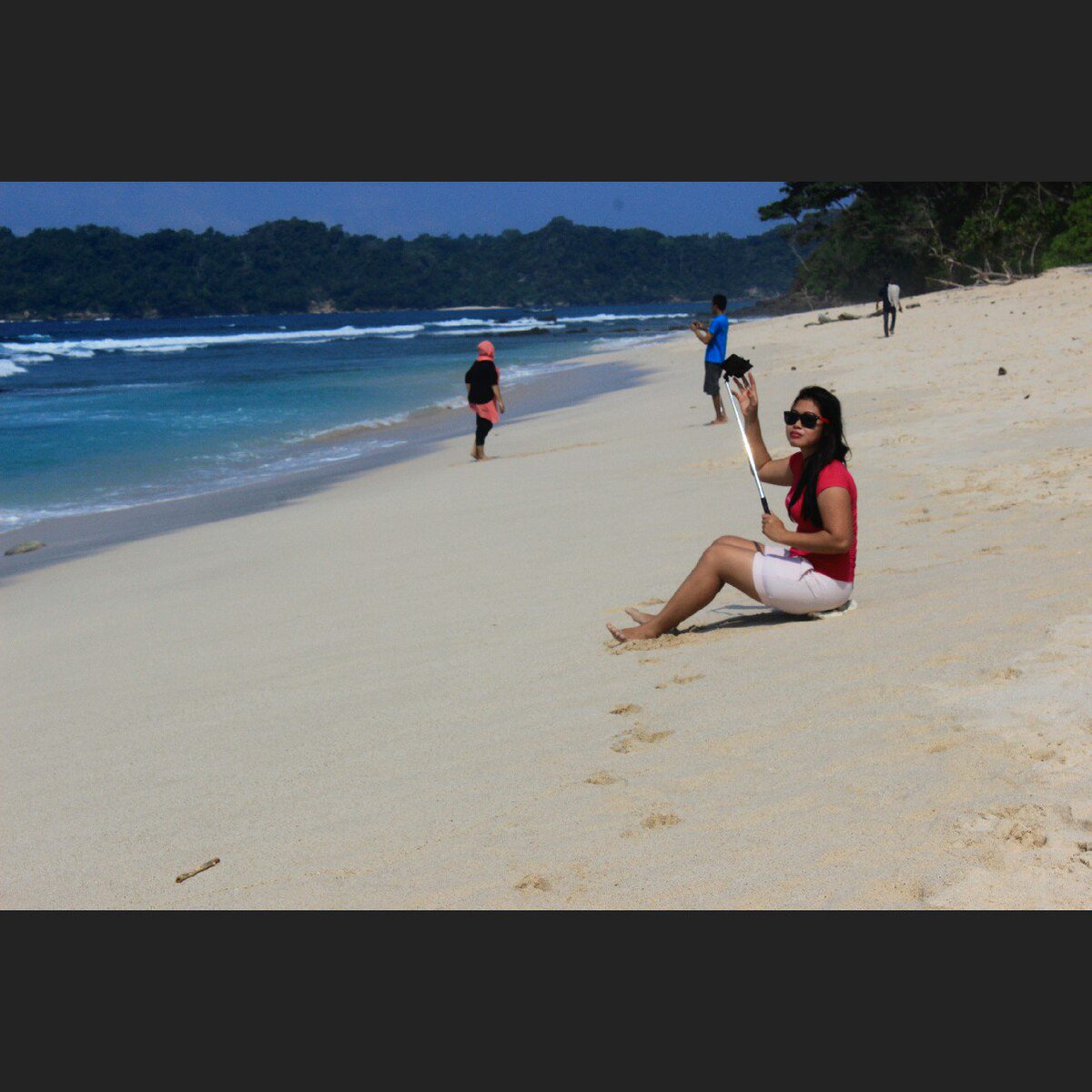Chabhiey's tweet photo. Mantaii...
#pantaisendiki #eksploresendiki
#sendikibeach #eksploremalang #malangkotabatu #malangfavorite #sendiki https://t.co/Co9a7NRRzQ