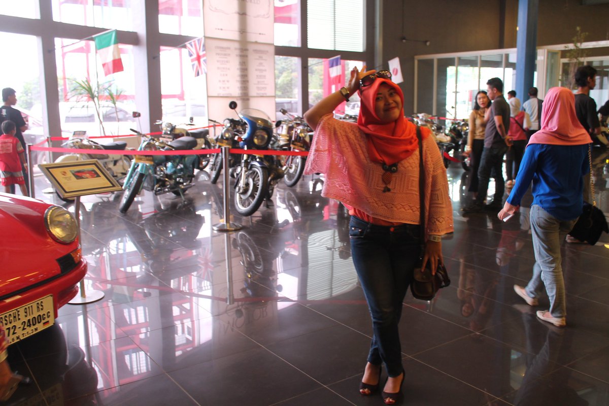 Chabhiey's tweet photo. Masih dikota kesayangan
#Malang #eksploremalang #museumangkut #kotabatumalang #lovemalang #aremania https://t.co/gVnGy044YP