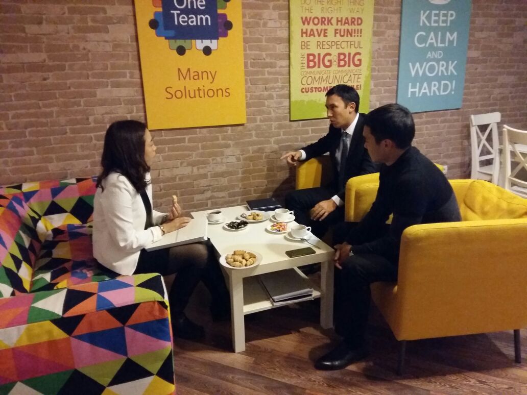 PPPKZ_Astana's tweet photo. @PPPKZ_Astana and Chinese #ZhongLunLawFirm sharing experience in the sphere of #ppp #thinktank #doingtank https://t.co/CRLeUtV3aU