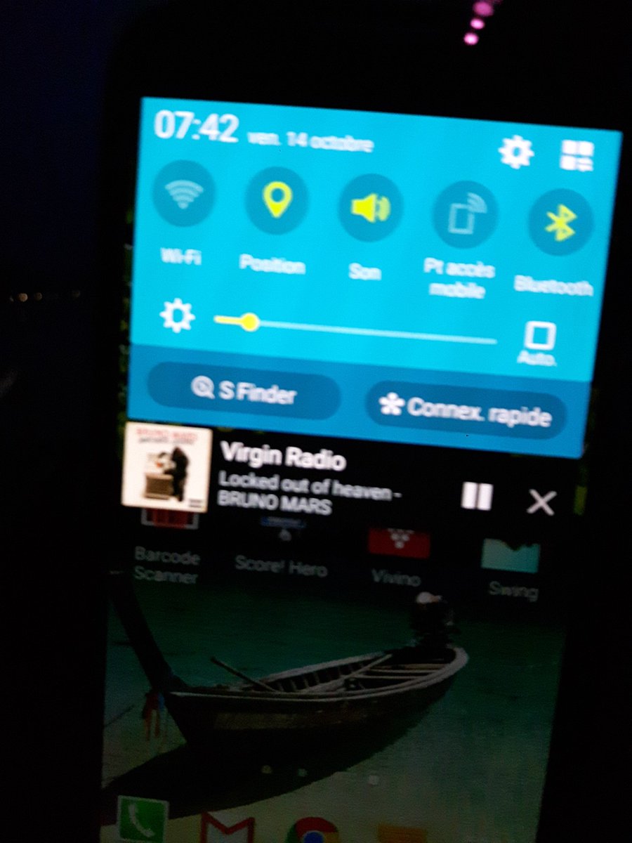 SteveLeSudiste's tweet photo. #35heuresDeBaba #VirginTonic obligé d'écouter @Cyrilhanouna @CamilleCombal sur mon mobile car la radio d'la voiture marche pas!! https://t.co/Pi3PqZWeIV