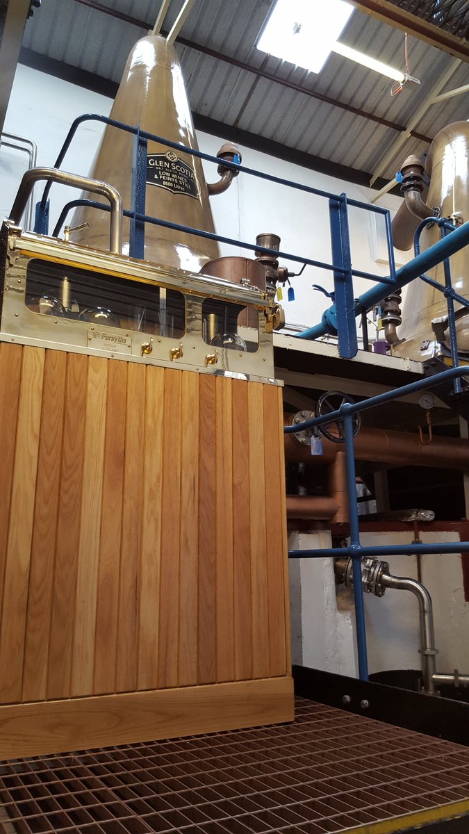 fr1day's tweet image. Fantastic Thurs morning at Glen Scotia with Iain McAlister. Great distiller and a really good guy! The whisky is 👌👍 #PrivateBarrelCo