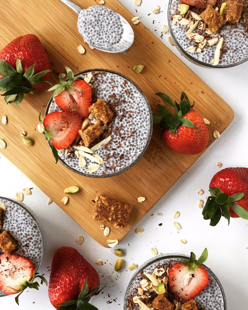 HealthFactoryAE's tweet image. The high #fiber and #protein content in #Chiaseeds helps you lose weight and high in Omega-3 fatty acids. #breakfast #weekend #superfood