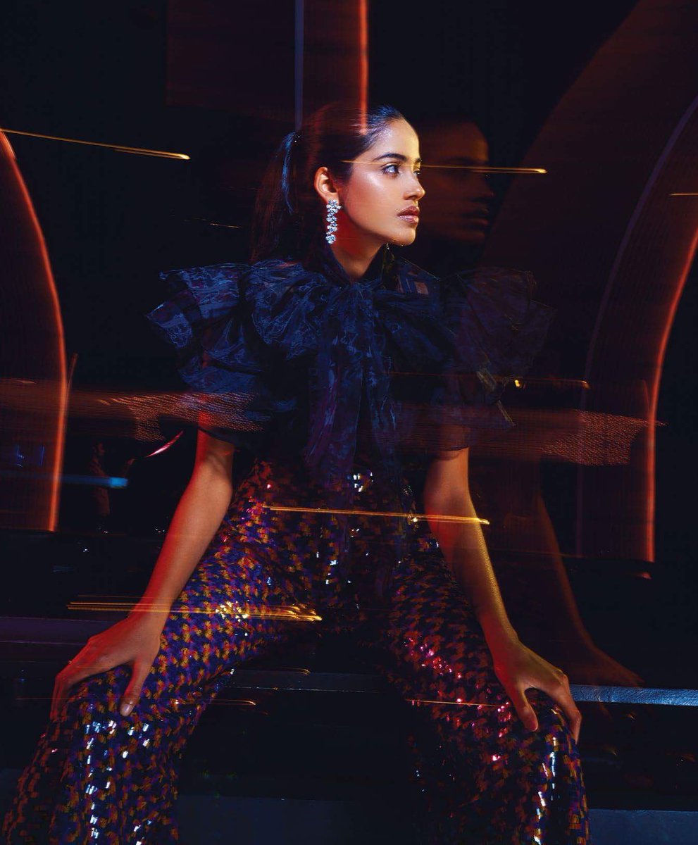 Sequined wide flared <a href="/NehaTanejaInc/">Neha Taneja</a> pants in this month's <a href="/LOfficielindia/">L'Officiel India</a>.

Inbox for details.
#India #Fashion #NehaTaneja #fashionblogger