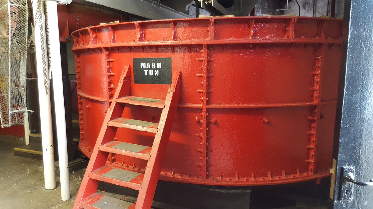 fr1day's tweet image. Can&apos;t visit Campbeltown without going to Springbank! Tks to our Glen Scotia hosts for organising the tour #PrivateBarrelCo #whisky