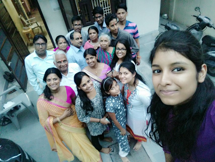 Seemajain515's tweet photo. @Visionexpressin @ContestBoard @Contest_in @ContesTimeline @Contest_Hub meeting my family every weekend makes me feel joyful #SightToSmile https://t.co/RaPO2usMEn
