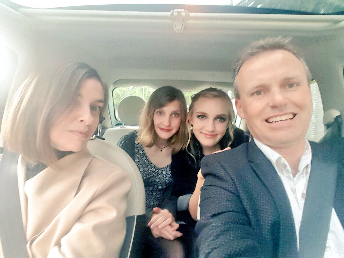 JeanneMarieArts's tweet photo. For the past 12 years the 4 of us have been doing the school run together. Not gonna lie, my heart is tender this morning #lasttrip #usfour https://t.co/C0DjcVzTTC