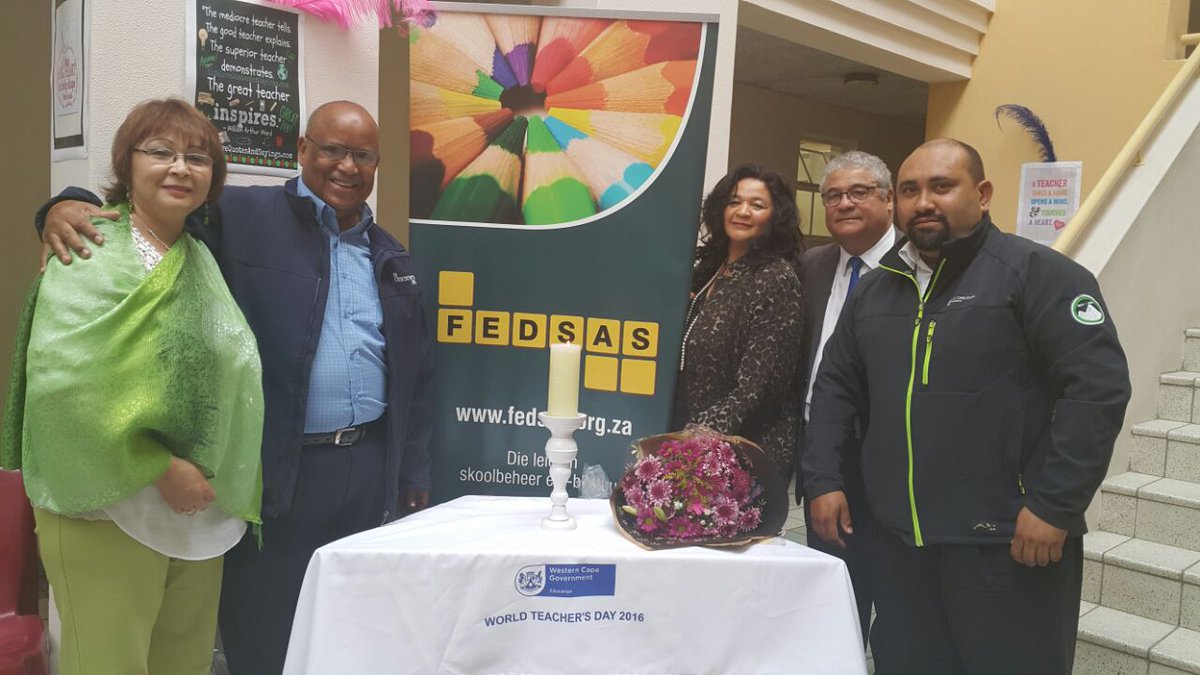 fedsas1's tweet photo. FEDSAS Wes-Kaap  Wereldonderwysersdag in samewerking met Metro-Oos Brackenfell @DanielWeskaap en Henry Botha https://t.co/0gXhVNLGM9