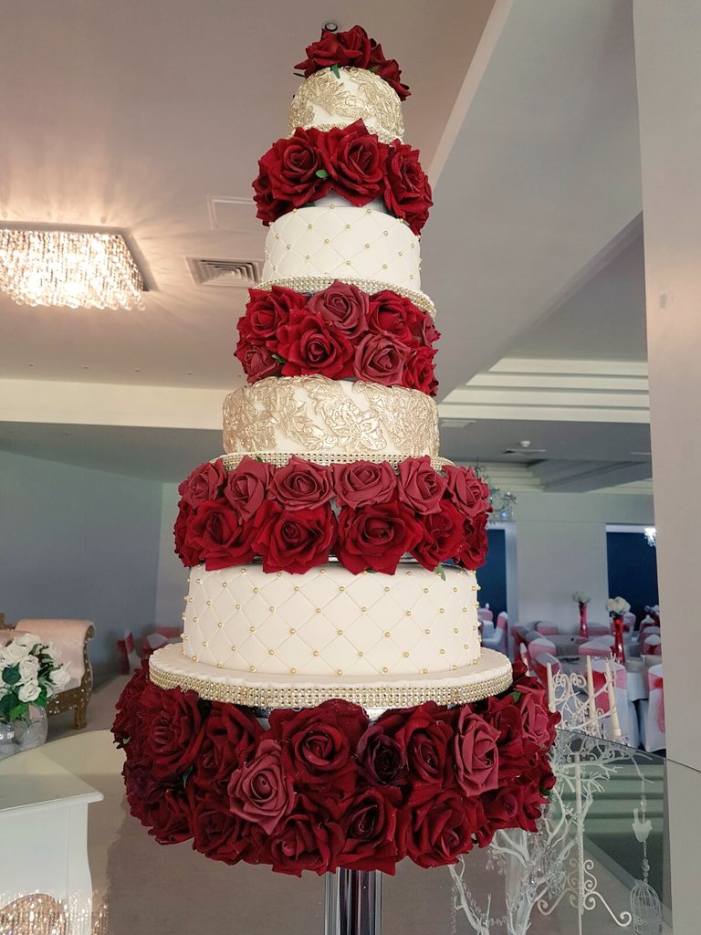 DipyumC's tweet photo. How do you all feel about us being Best Wedding Cake Designer? Let us know your thoughts by voting #MAWA16 https://t.co/b0IGRP2cOW https://t.co/SZmZ1zZChX