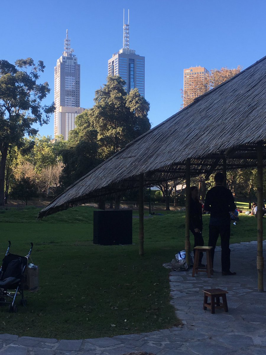 ATS3113Watson's tweet photo. Melbourne popping out from above the @MPavilion tonight 🌆 #melbfest https://t.co/9a37lcVpwG