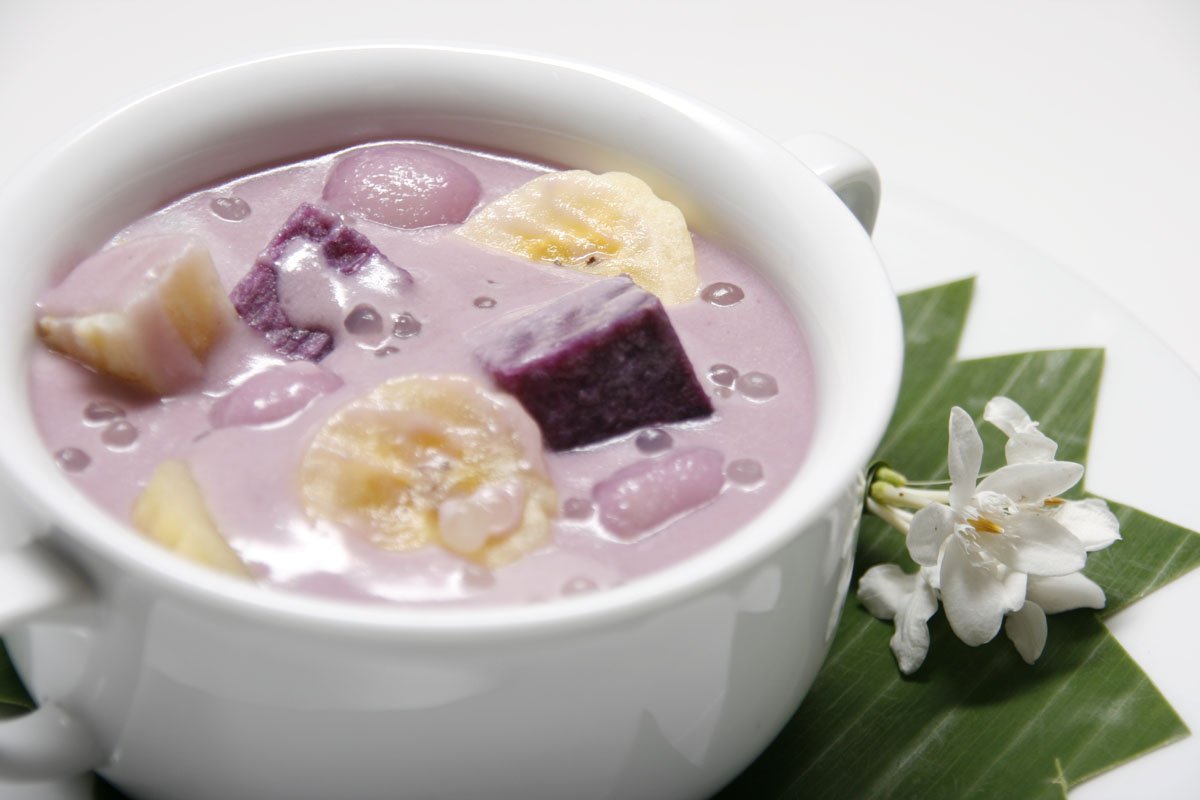 XO46_BstroPH's tweet photo. Ginataang Halo Halo-The perfect merienda treat to end the week! Stewed purple yams, bananas, jackfruit, taro and bilo bilo. #pinoyfoodrocks https://t.co/OKBGhA5AxE