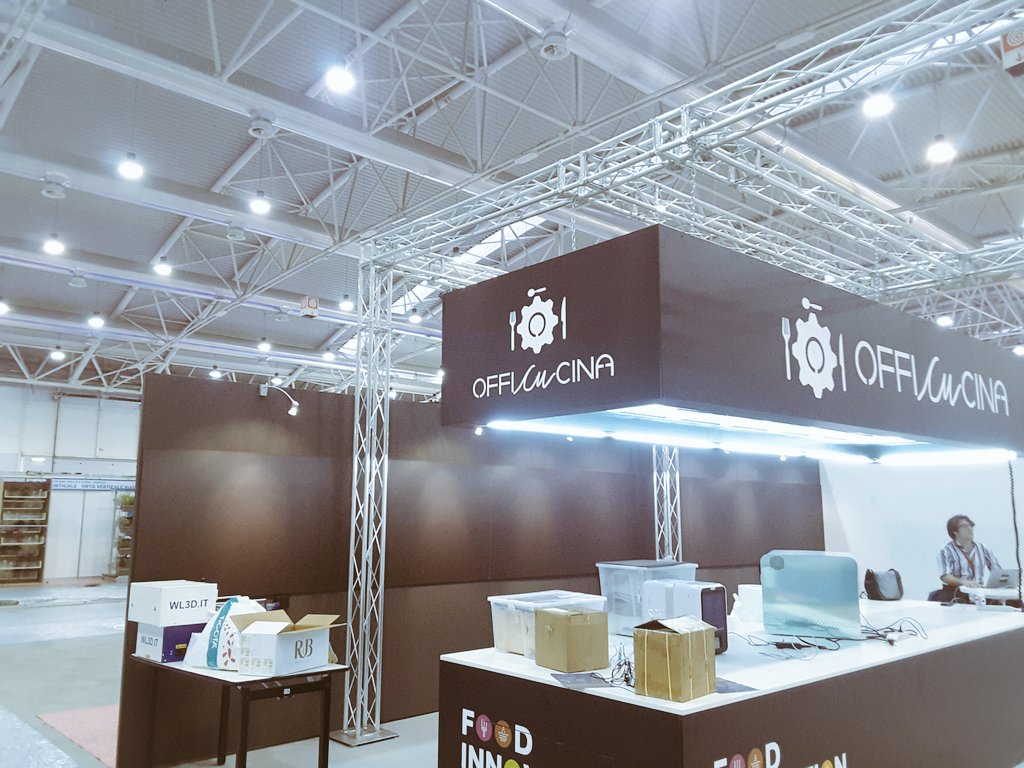 The future is here!!!! <a href="/foodinpro/">FoodInPro</a> #officucina <a href="/MakerFaireRome/">Maker Faire Rome - The European Edition</a> #foodofthefuture