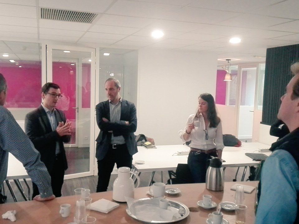 SO_digital's tweet photo. @SO_digital cc @viemonjob @__HIRE__ @evolukid @clicetgain @vooter_world @poochies_access @ParcelhomeFR https://t.co/H8iajSr0Ww