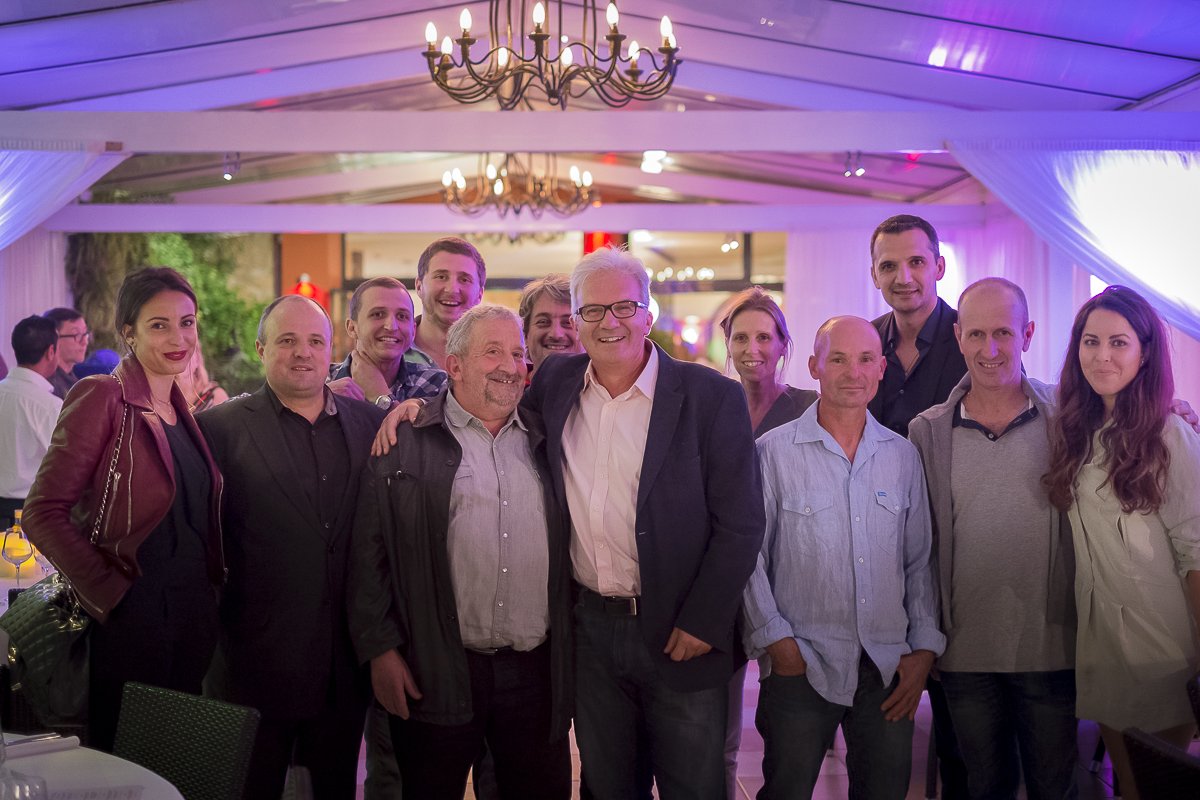 GloriaMarisG's tweet photo. La Nuit des Chefs à Ajaccio by Gloria Maris.
#chefs #gastronomie #corse #corsica #produits #producteurs #terroir #menu #agriculture https://t.co/J3c5klHzpe