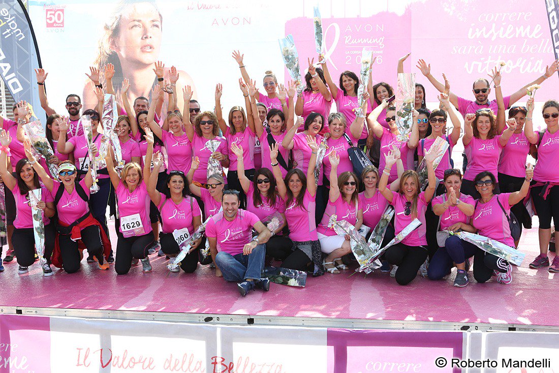 Run4Food_Italia's tweet photo. TUTTO Eโ PRONTO PER AVON RUNNING TOUR 2016! https://t.co/uRyep7FYhf #run4food #avon #avonrunningtour2016 #avonrun #running #bari #news https://t.co/ejf28EzWTk