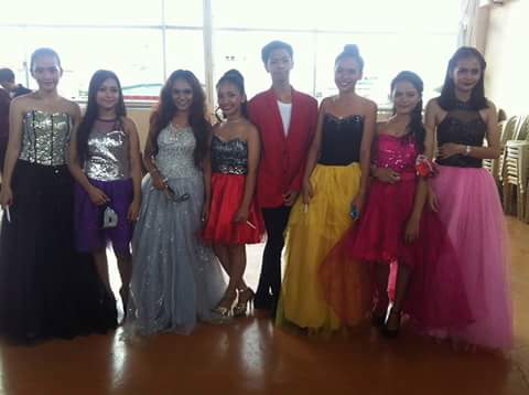 aren_samortin's tweet photo. late mga gurls hahaha 😍😊😘 iloveyou gorg naten dito. #aquitance https://t.co/zcFZbbOBsL