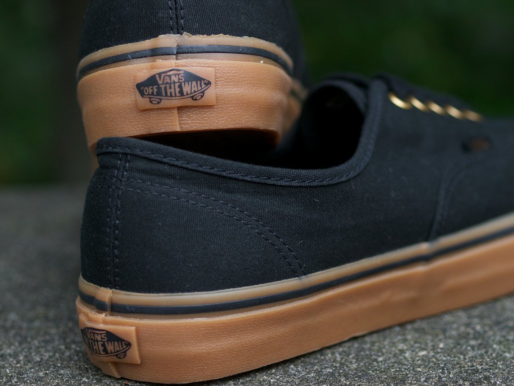 vans authentic rubber