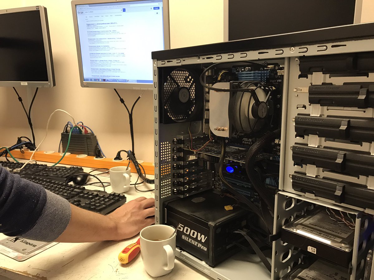 BlueBatsVideo's tweet photo. Onze montage pc krijgt apk en grote beurt bij Wazda-IT in Goor. #edit #video #ict We maken ook nwe video @johnopthof @hofvantwenteib https://t.co/fQ5HFKkORe