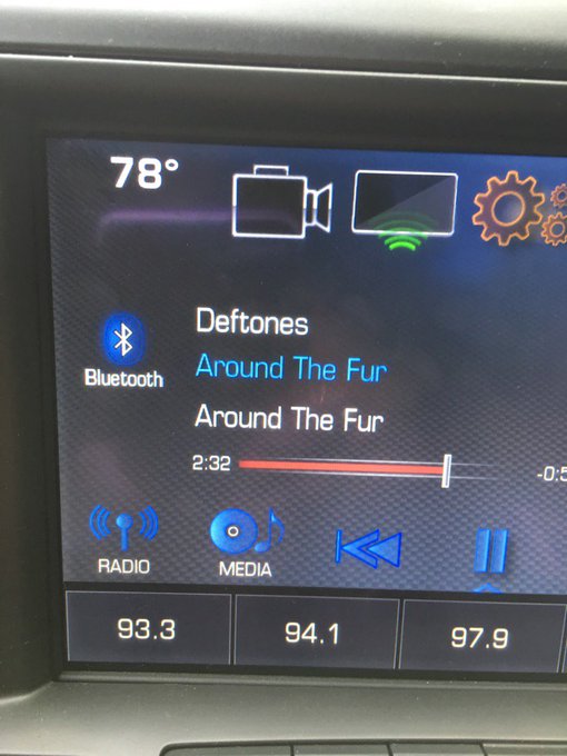 Definitely a great song to get pumped up about seeing my trainer to! TGIF FUCKERZZZZ! 😜😜😜 https://t.<a href="/tag/gobolts"class="tags"><span>#gobolts</span></a><a href="/tag/boltswin"class="tags"><span>#boltswin</span></a><a href="/tag/chivstbl"class="tags"><span>#chivstbl</span></a>