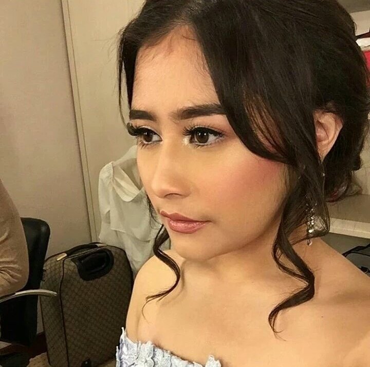 rahmaa_rahmaa01's tweet photo. DOA KAMI SANGAT TULUS UNTUKMU😇💖 SEMOGA ALLAH MENDENGAR SEMUA DOA2 KAMI😇🙏🙏 #BismillahPrillyDiPGA2016 @PrillyBie https://t.co/m1LVVXp4yv
