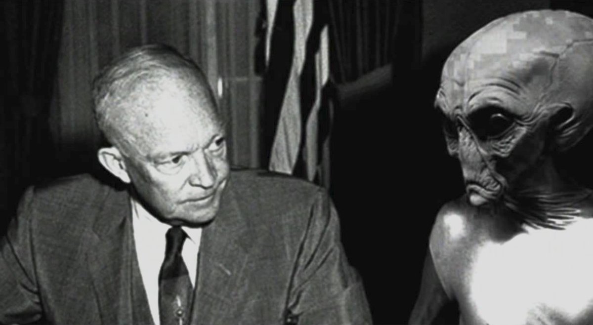 UniverseMail's tweet photo. Former #President #Eisenhower had three #secret #meetings with #Aliens , #PENTAGON #Consultant #claims

https://t.co/O848hncxoV <- Read full https://t.co/rUrRQJxC51