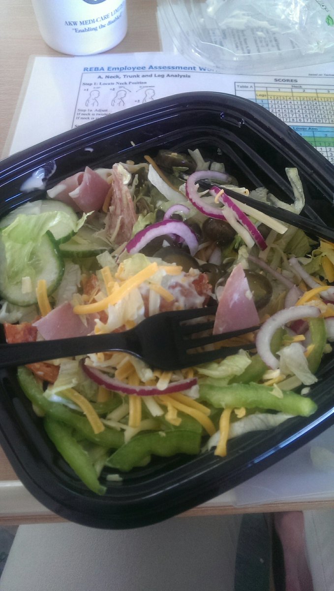 BeckyWilliams1's tweet photo. Still on it!!!! #diet #salad https://t.co/NC8xfikM0F