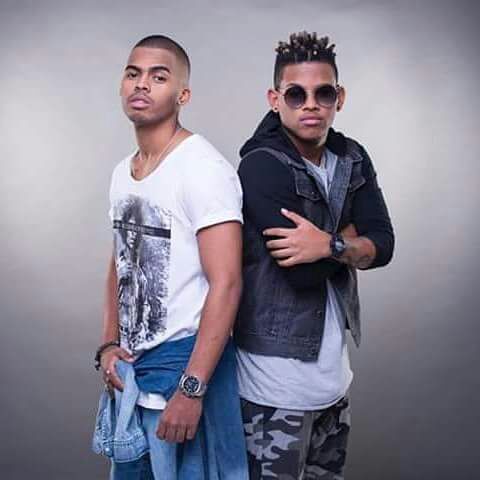 arrobamariany's tweet photo. Tem coisa boa vindo ai 🙏😍❤❤
Em breve clipe novo 😱😍😍
@Lucaseorelha
#EquipeL
#EssaNovinha https://t.co/9oGNbCHC4Y