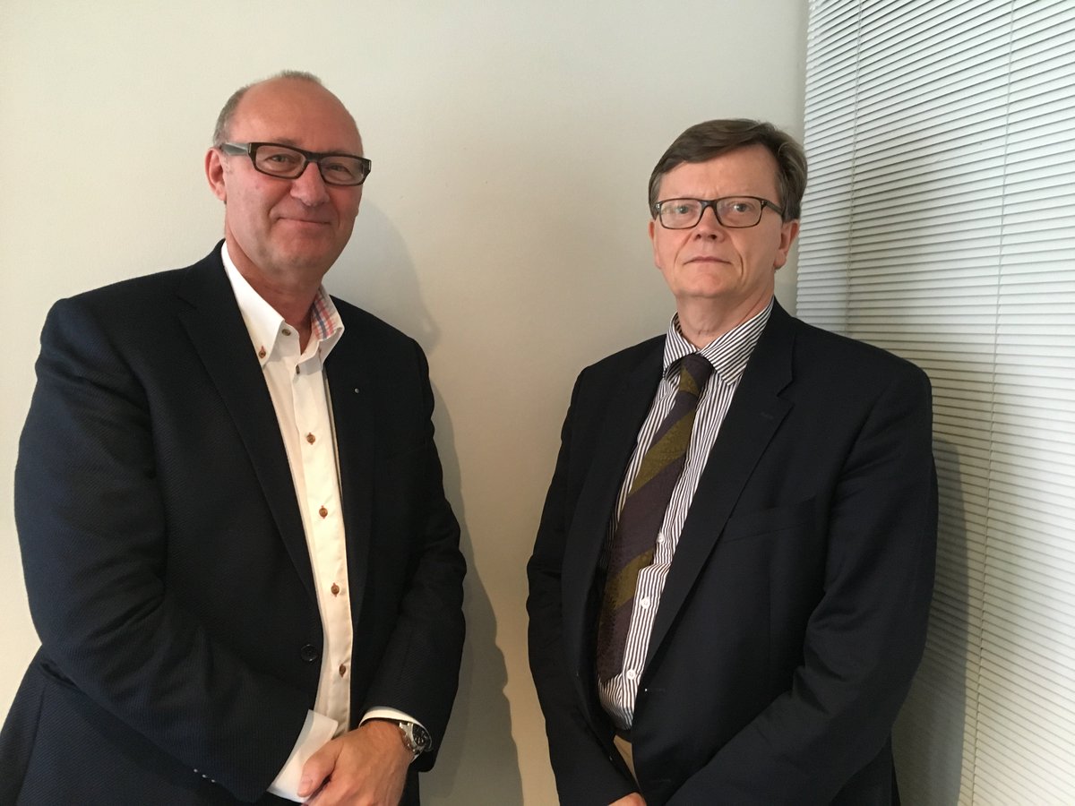LPNews_HDF's tweet photo. @GroupeLaPoste en Picardie et son Délégué Régional Christian Brébant réaffirment leur entier soutien à la seule liste @avenirCCI https://t.co/VlEdZbvM8q