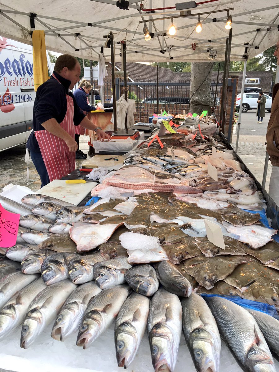 TenterdenMarket's tweet photo. Great morning at the market square cellars. Wonderful plants &amp; cut flowers, fresh fish, fruit &amp; veg &amp; more.. #Tenterden #local🙂 https://t.co/r5ktK51zhr