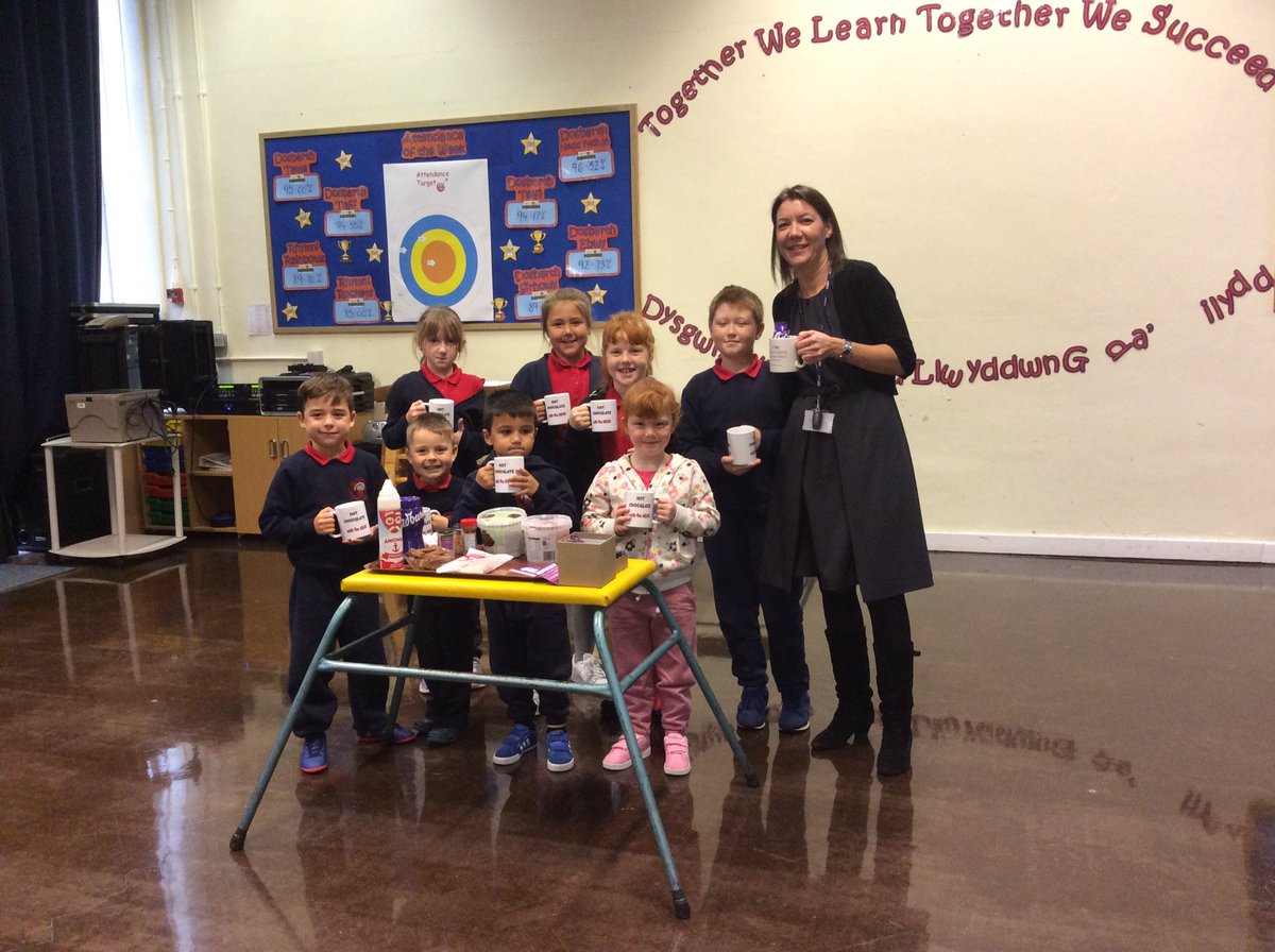 uryptaff18's tweet photo. Children chosen to have 'Hot Choc Friday'.These children have been chosen for going over and above the expected! Hot Choc with Miss King😋 https://t.co/pdJ8eNbFqQ