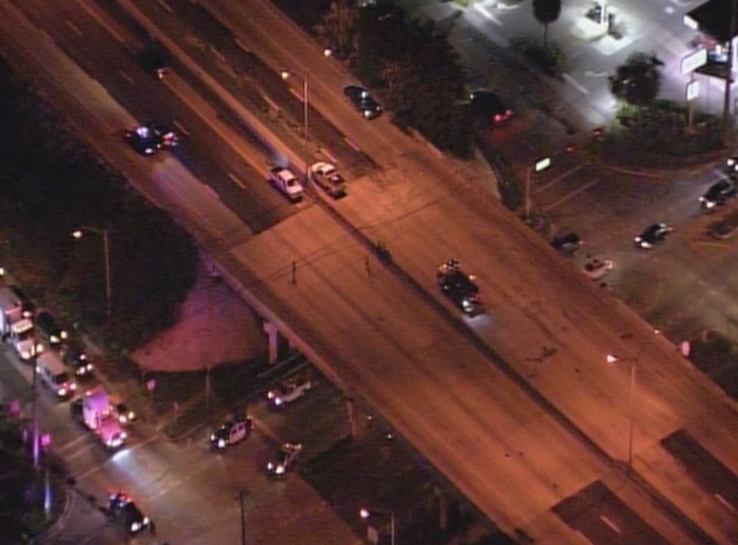 SR-826 EB/WB at NW 47th Ave CLOSED ALt: Miami Gardens Dr #traffic https://t.co/8lbtFwpOVv