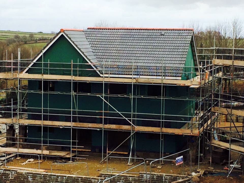 SovereignScaff's tweet photo. 450 Timber frame houses in Liskeard Cornwall for Persimmon Homes - For all you access needs call - 01752 785858 https://t.co/tqSejXeCk1
