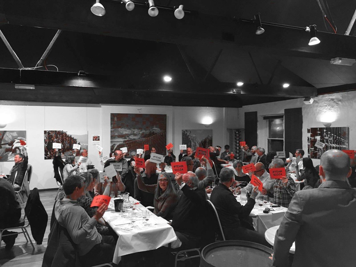 directwine's tweet photo. Thanks Luis for a great Rioja v Navarra Tasting last night. The result was an honourable draw! 😀🍷🍷 #teamRioja #teamNavarra #AllWinners https://t.co/qHhamdsL4Z