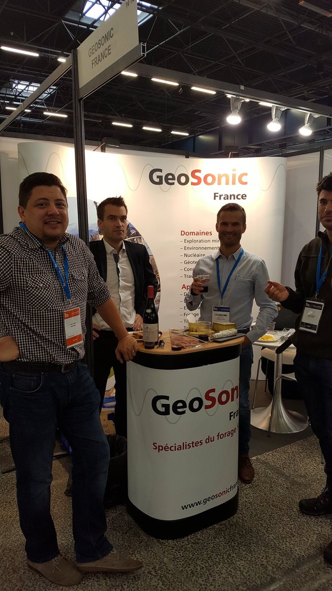 GexplOreFr's tweet photo. Le bon accueil chez #geosonic #forage #géologie https://t.co/b8C8QKhVwO