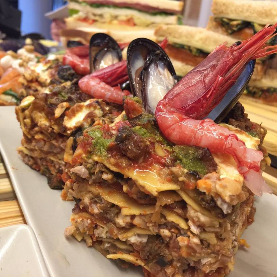 Lasagna ai frutti di mare, non aggiungiamo altro. Va provata!
Ci vediamo a #pescariaofficial #weareinpuglia #polignano