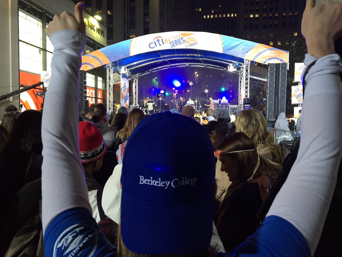 BerkeleyCollege's tweet photo. Great start to the @TODAYshow! Berkeley College loves the @KingsOfLeon ππ€#Berkeley85 https://t.co/hNqMU6SP4J