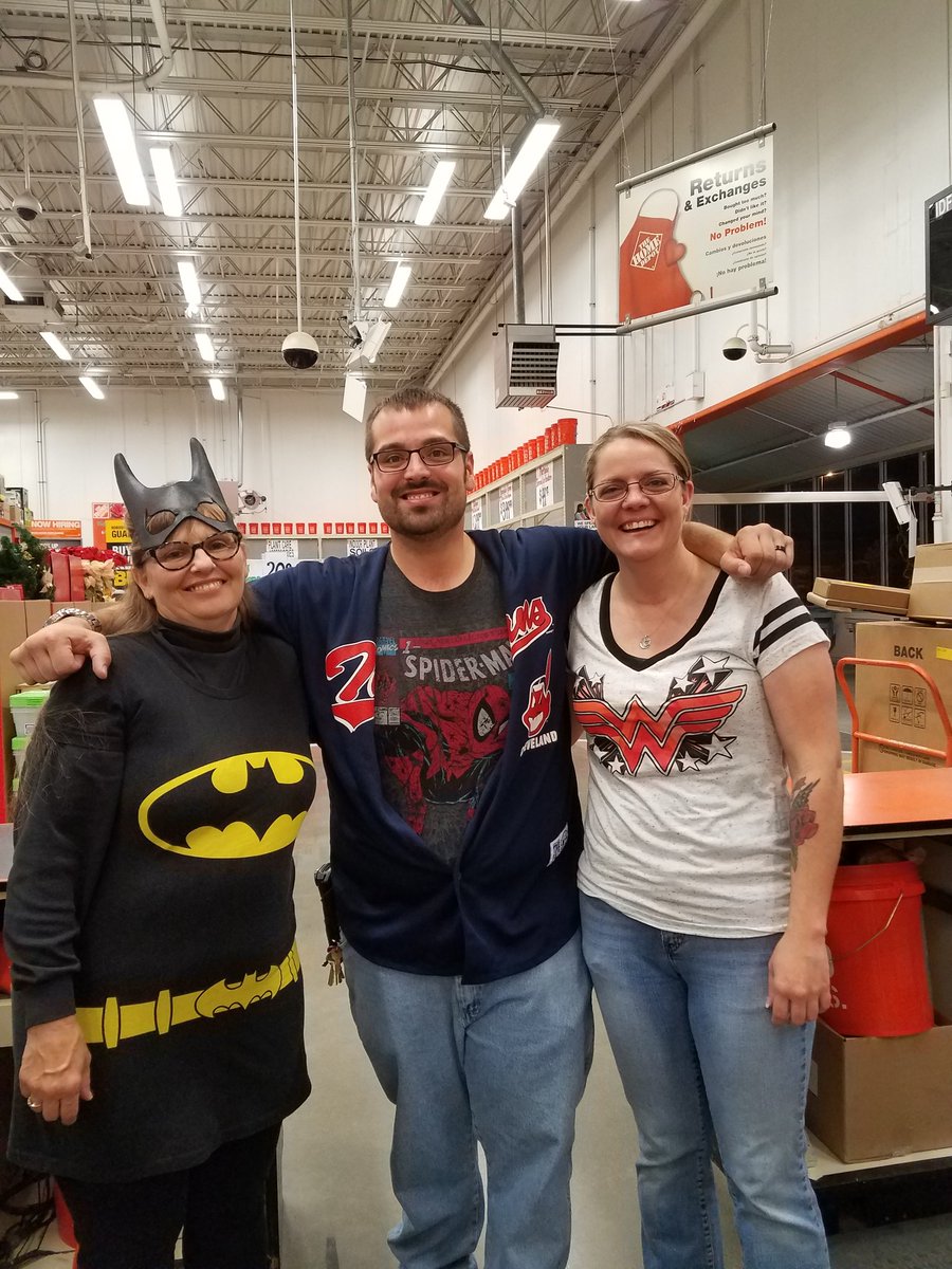 defranco1586's tweet photo. Superhero day @3819 #cam2016 @linda7664 @PjacksonHD3819 @HillardBob @GardnerD314 @justin3819 https://t.co/Tk3lUFkgNW