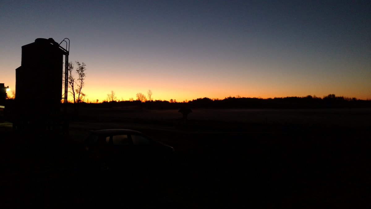 abraxas100's tweet photo. Hello Twitter.... Good Morning.. Rise and Shine... #NorthernNY #FortCovington #BorderTown https://t.co/CJ5t69hlDR
