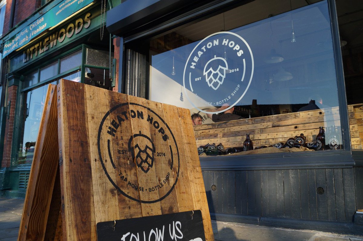 McrPulse's tweet photo. Congrats @HeatonHops on winning 'Craft Ale Bar of the Year' at #MFDF16! Need to pop over soon! https://t.co/mNYqX5Yric