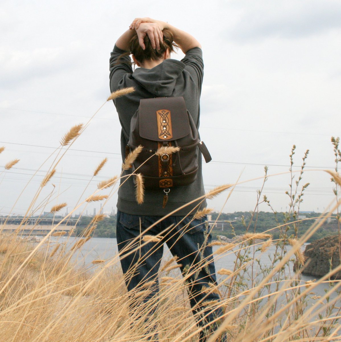 jamaika122's tweet image. etsy.com/ru/listing/467…
#LeatherBackpack #ArtisticBackpack #UniqueBackpack