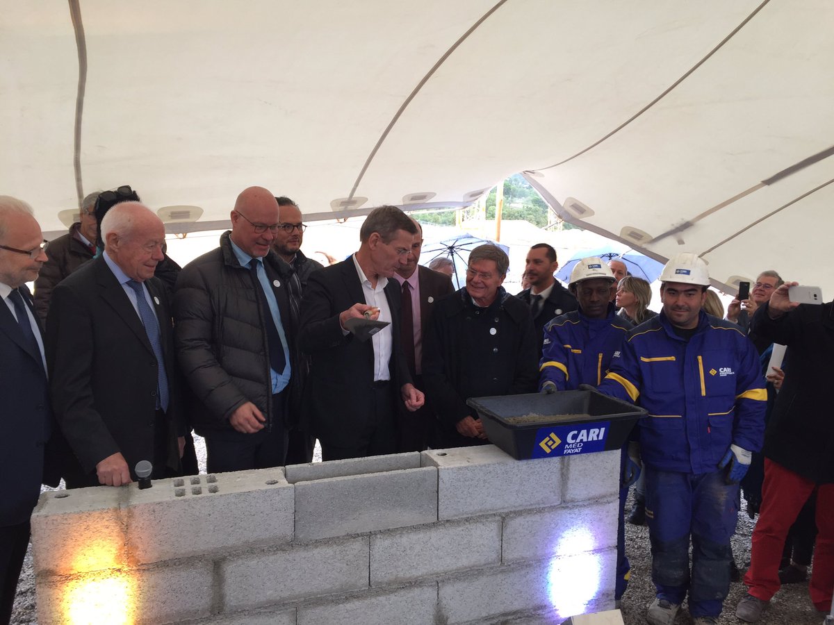 aixmaville's tweet photo. Top départ pour le futur hôpital privé de Provence, qui verra le jour en 2019 au Pont de l'Arc, sur plus de 30000 m2. #aixmaville https://t.co/tu1OJqUF6O