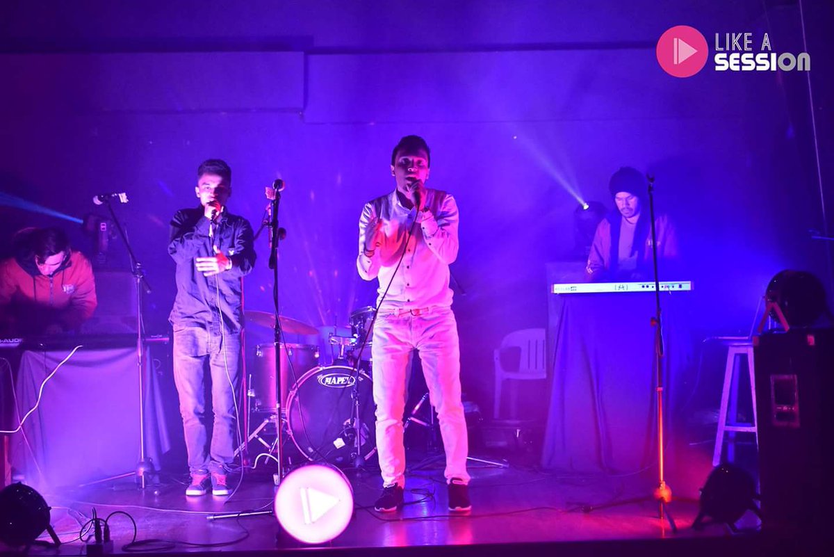 LikeASessionCol's tweet photo. Asi fue el paso de #Kholapxo por nuestro canal, chequea su video aqui: https://t.co/3hSTeg0xaA #LikeASession #YoCreoEnLoDeAca https://t.co/6U1sidd5fl